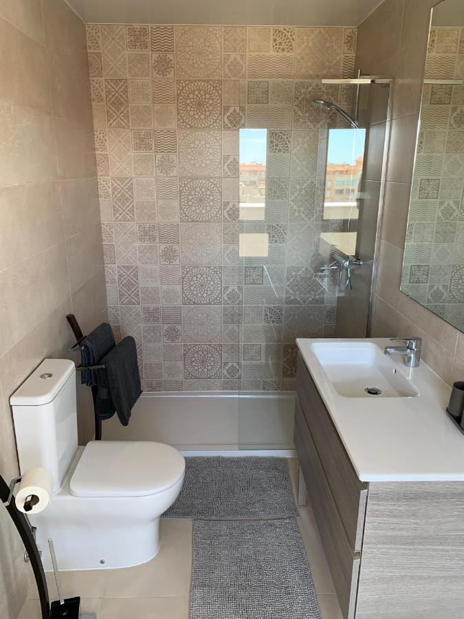 Appartamento Penthouse With Wide Terrace Next To The Ocean Huelva Esterno foto